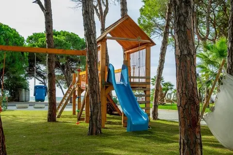 Fllad Resort & Spa in Golem, foto 15