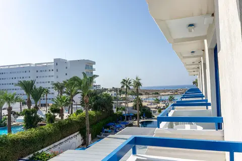 Anonymous Beach Hotel in Αγία Νάπα — foto 18