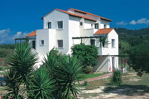 Sandy Beach Villas & Apartments in Σβορωνάτα — foto 12