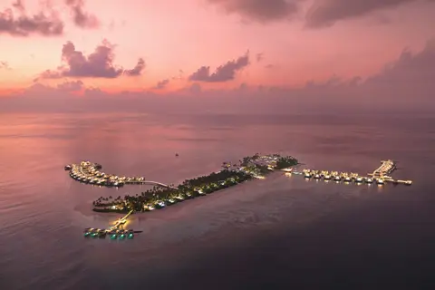 Jumeirah Olhahali Island in Noord Male Atol, foto 15