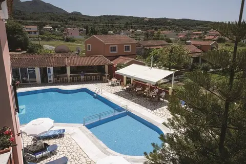 Eriva Hotel in Αχαράβη — foto 24