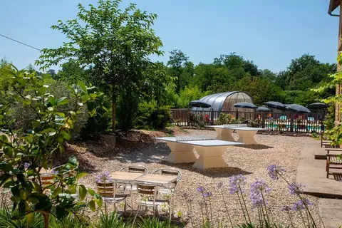 Flower Camping La Sagne in Vitrac — foto 5