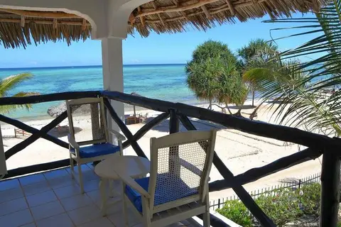 Nest Style Beach Hotel Zanzibar in Makunduchi — foto 3