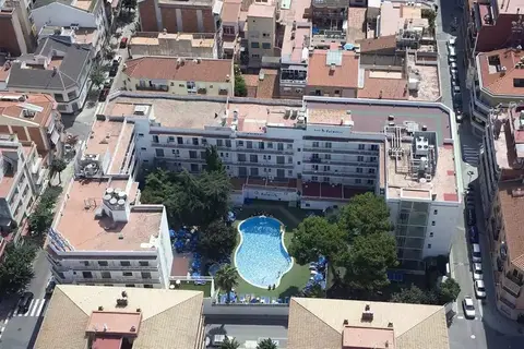 GHT Balmes Hotel Aparthotel & SPLASH in Calella — foto 15