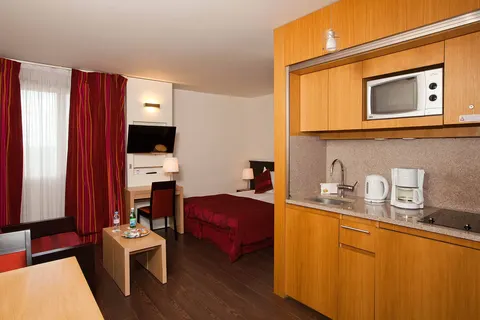 Residhome Appart Hotel Val d'Europe in Montévrain — foto 2