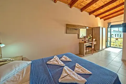 Blue Aegean Hotel & Suites in Δημοτική Ενότητα Γουβών — foto 12