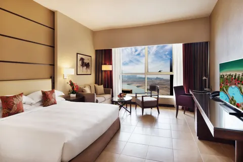 Khalidiya Palace Beach in Al Bateen — foto 11