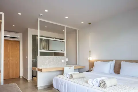 Nima Boutique Hotel in Dramia — foto 3