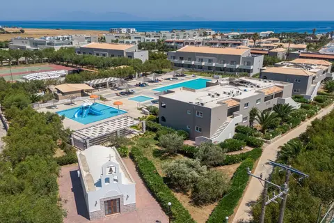 Akti Beach Club in Καρδάμαινα — foto 16