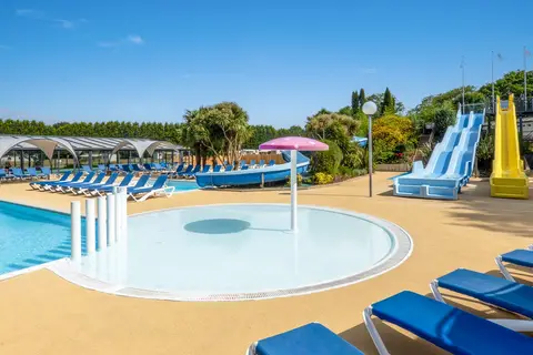 Camping Les Jardins Du Morbihan in Monterblanc — foto 21