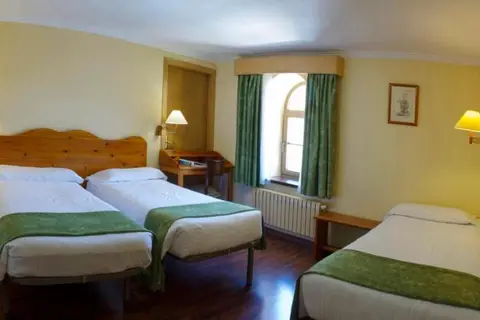 Hotel & Apartaments Vall de Núria in Queralbs — foto 12