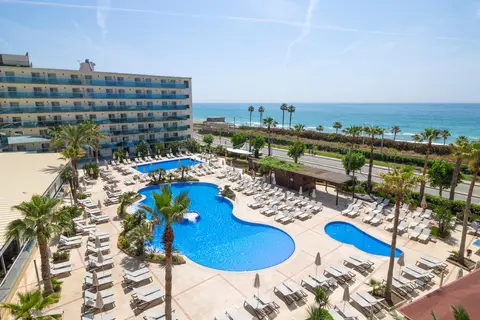 Hotel Golden Taurus Aquapark Resort in Pineda de Mar