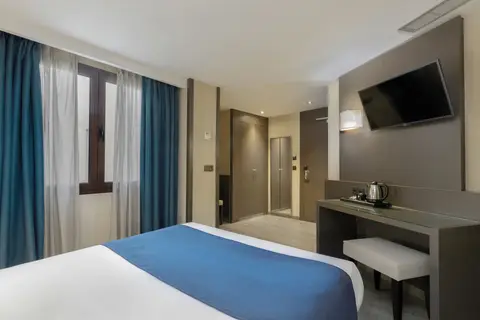 Hotel Reina Cristina in Teruel — foto 23