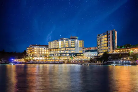 Charisma De Luxe Hotel in Kuşadası — foto 2