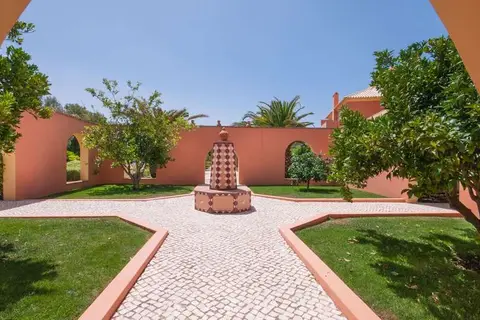 Jardim da Meia Praia in Lagos — foto 28