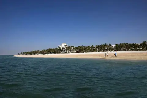 JA Palm Tree Court in Dubai — foto 14