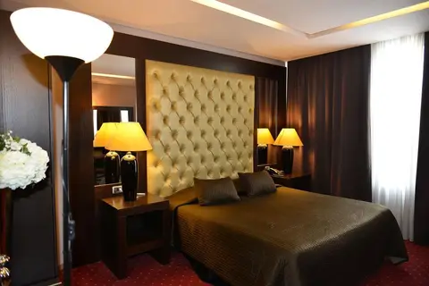 Hotel Doro City in Tirana — foto 27