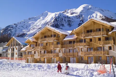 Résidence Le Parc des Airelles in Auzet