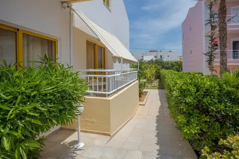 Cosmi Apartments By Estia in Δημοτική Ενότητα Γουβών — foto 28
