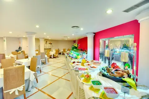 Lagos de Fanabe Beach Resort in Adeje — foto 28