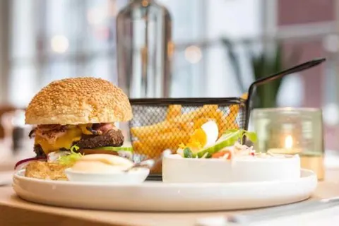 Hotel 4 Jaargetijden foto 4