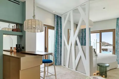 Lyo Boutique Hotel in Πλιντρί — foto 17