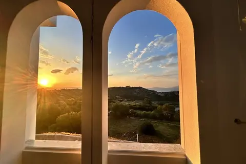 Pantheon Hotel in Αντιμάχεια — foto 5
