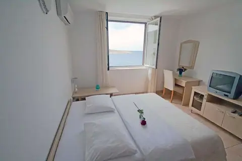 Aparthotel Tamarix in Posedarje