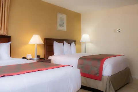 Ramada Plaza by Wyndham Marco Polo Beach Resort in Sunny Isles Beach, foto 18