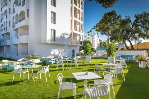 Occidental Puerto Banús in Marbella — foto 11