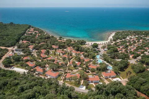 Camping Mon Perin in Bale — foto 24