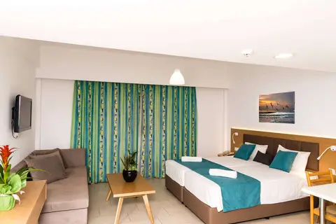 Helios Bay Hotel Appartementen in Hlorakas — foto 3