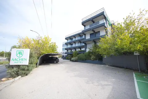 Ruby Rooms Kifisia in Δήμος Κηφισιάς — foto 13