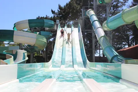 Camping Le Chaponnet in Brem-sur-Mer