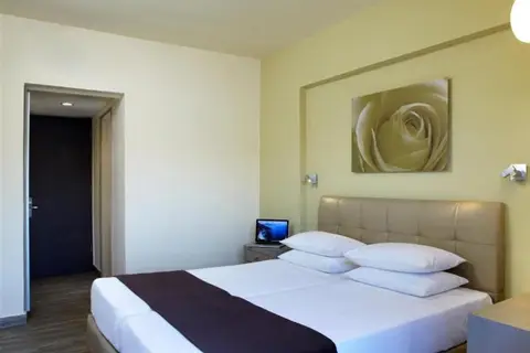 Mouikis Hotel in Αργοστόλι — foto 29