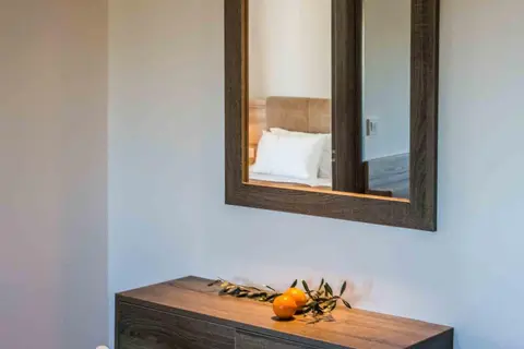 Gerona Mare Apartments in Γεράνι — foto 30