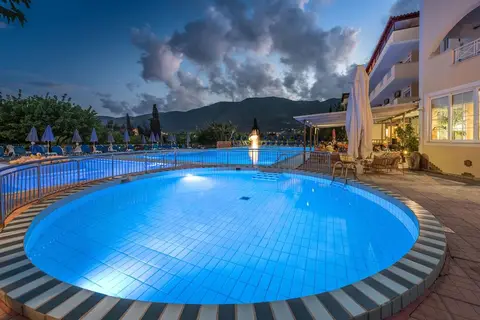 Koukounaria Hotel & Suites in Alykanas — foto 28