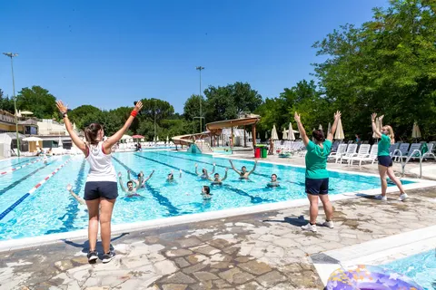 Camping hu Norcenni Girasole Village foto 12