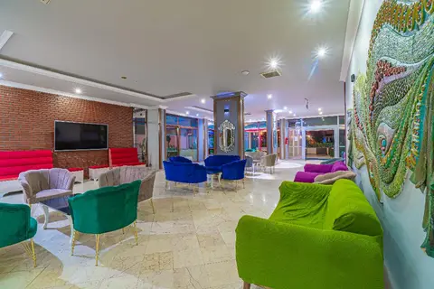 Grand Bahama Beach in Alaşehir — foto 11