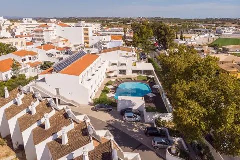 Lagoa Apartment Hotel in Lagoa