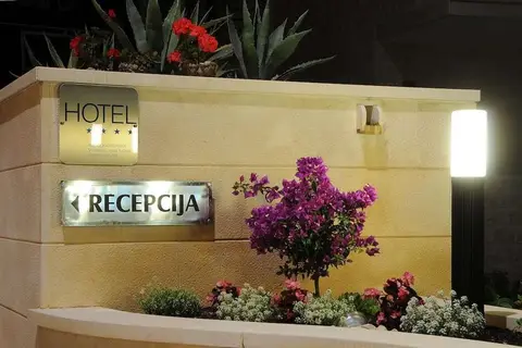 Hotel Rosina in Makarska — foto 27