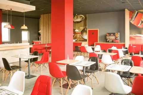 Ibis Sofia Airport Hotel in Berkein — foto 4