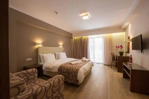 Adam's Hotel in Αγία Κυριακή — foto 3