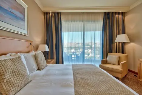 Radisson Blu Resort & Spa Malta Golden Sands in Il-Mellieħa — foto 24