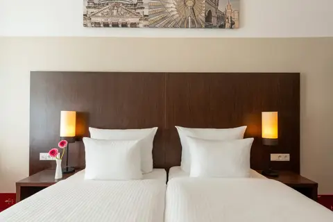 Leonardo Royal Hotel Berlin Alexanderplatz in Berlijn — foto 2