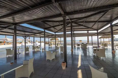 TMK Marine Beach in المقارسة — foto 13