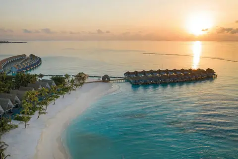 Outrigger Maldives Maafushivaru Resort in Maafushivaru — foto 18