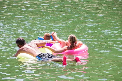 Camping Le Petit Bois foto 7