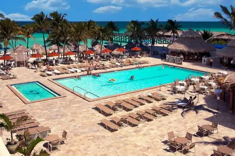 The Sunny Miami Sunny Isles Beach in Sunny Isles Beach — foto 5