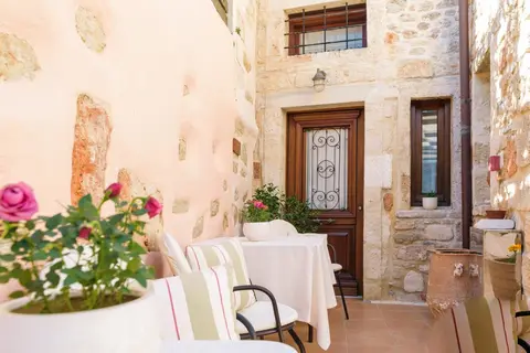 Casa Di Veneto Luxury Suites in Chersonissos — foto 4